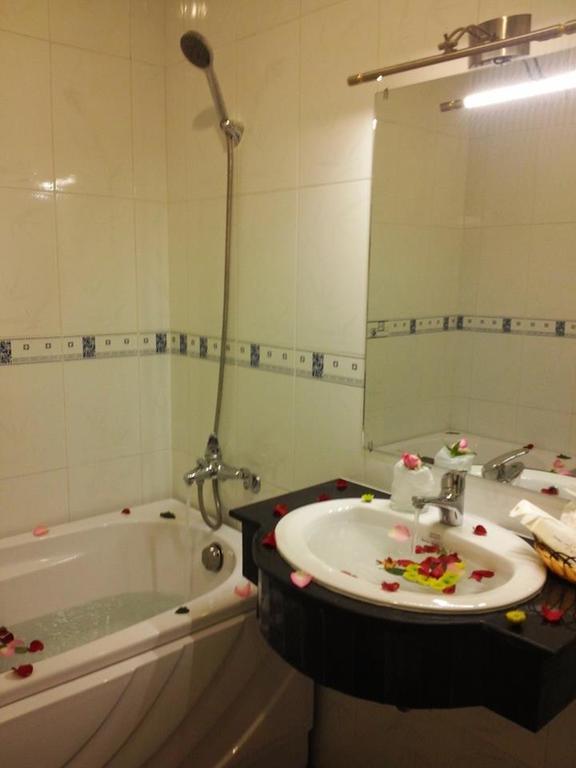 Sky Nha Trang Hotel Екстериор снимка