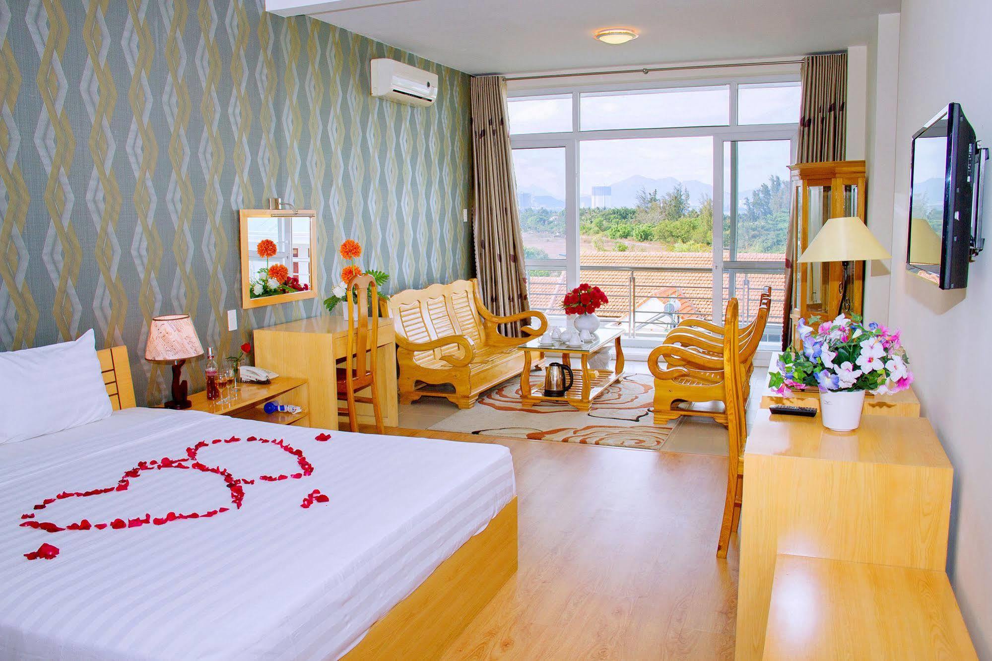 Sky Nha Trang Hotel Екстериор снимка